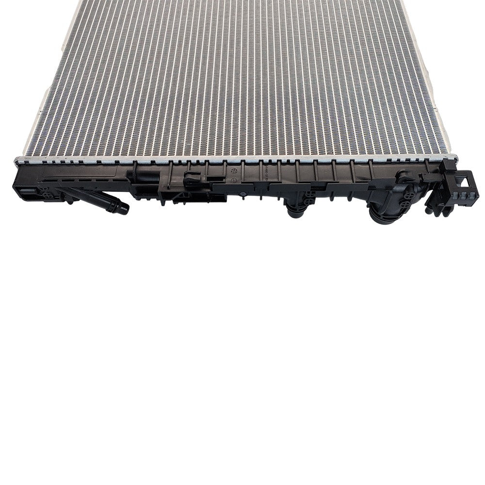 Left Driver Side Radiator For 2017 2016-2019 BMW 740i 3.0L 530i 540i 17118576997