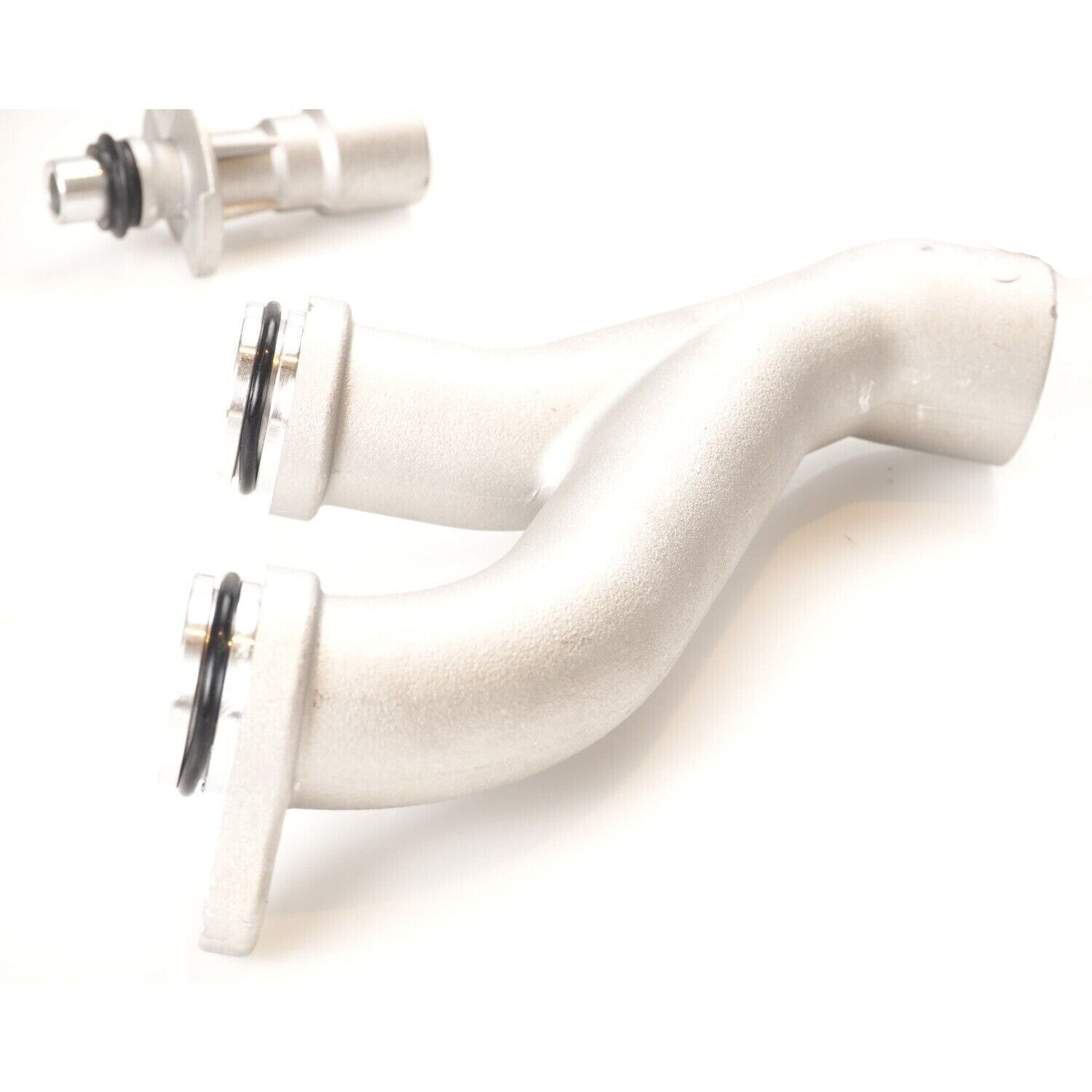Upgraded Metal Coolant Outlet Pipes 3 0L 5 0L for Jaguar for Land Rover