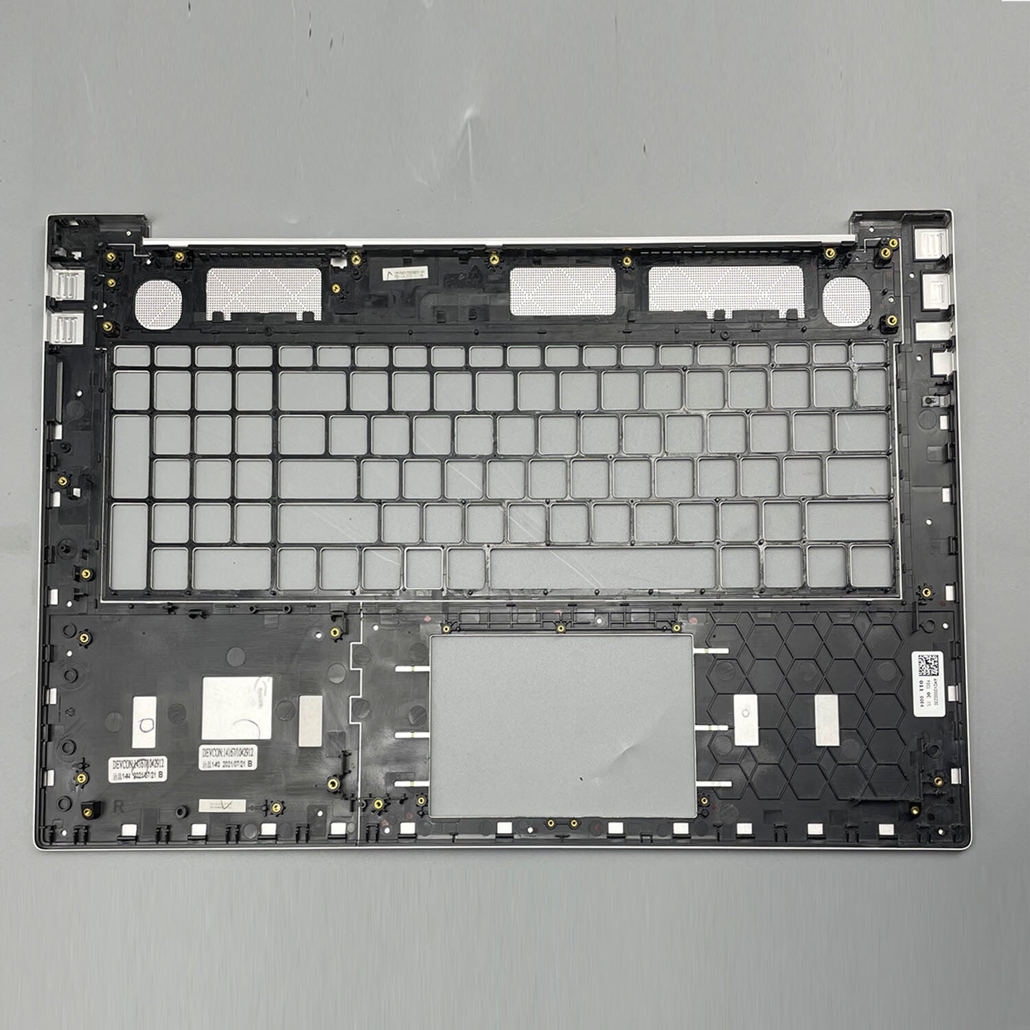 New For HP Envy 17-CG 17CG 17M-CG Palmrest Cover Upper Case L87983-001 Silver US