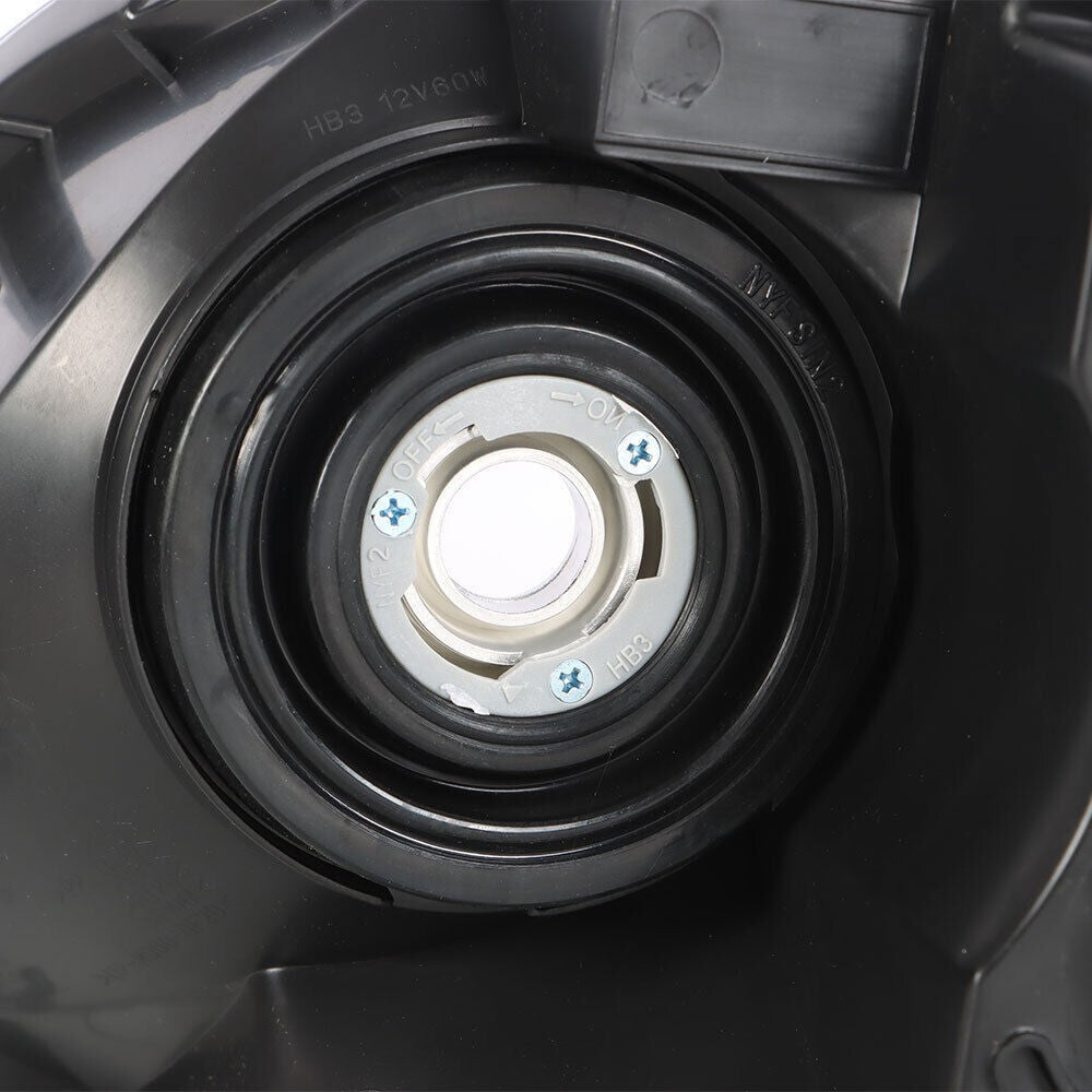 Right Headlight For 2011-2020 Toyota Sienna Chrome Housing Halogen Clear