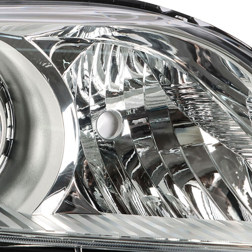 Right Headlight For 2011-2020 Toyota Sienna Chrome Housing Halogen Clear