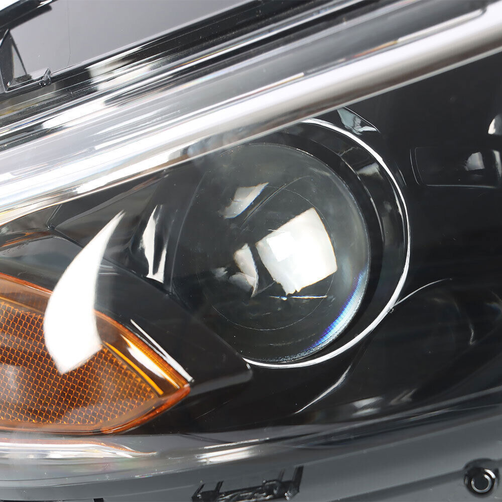 Right Headlight For 2019 2020 Chevrolet Malibu Halogen Type Headlamp