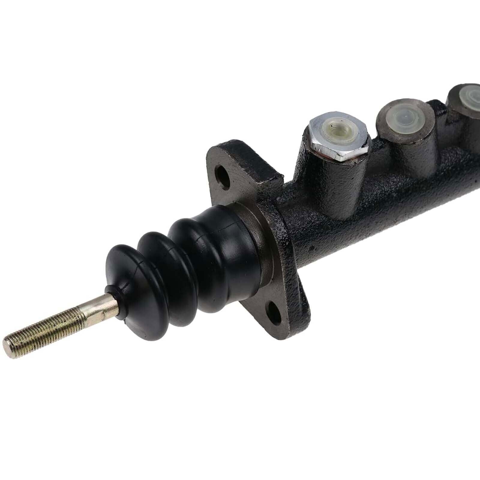 New D143162, D141150 Brake Master Cylinder For Case 570LXT, 580K, 580 Super M