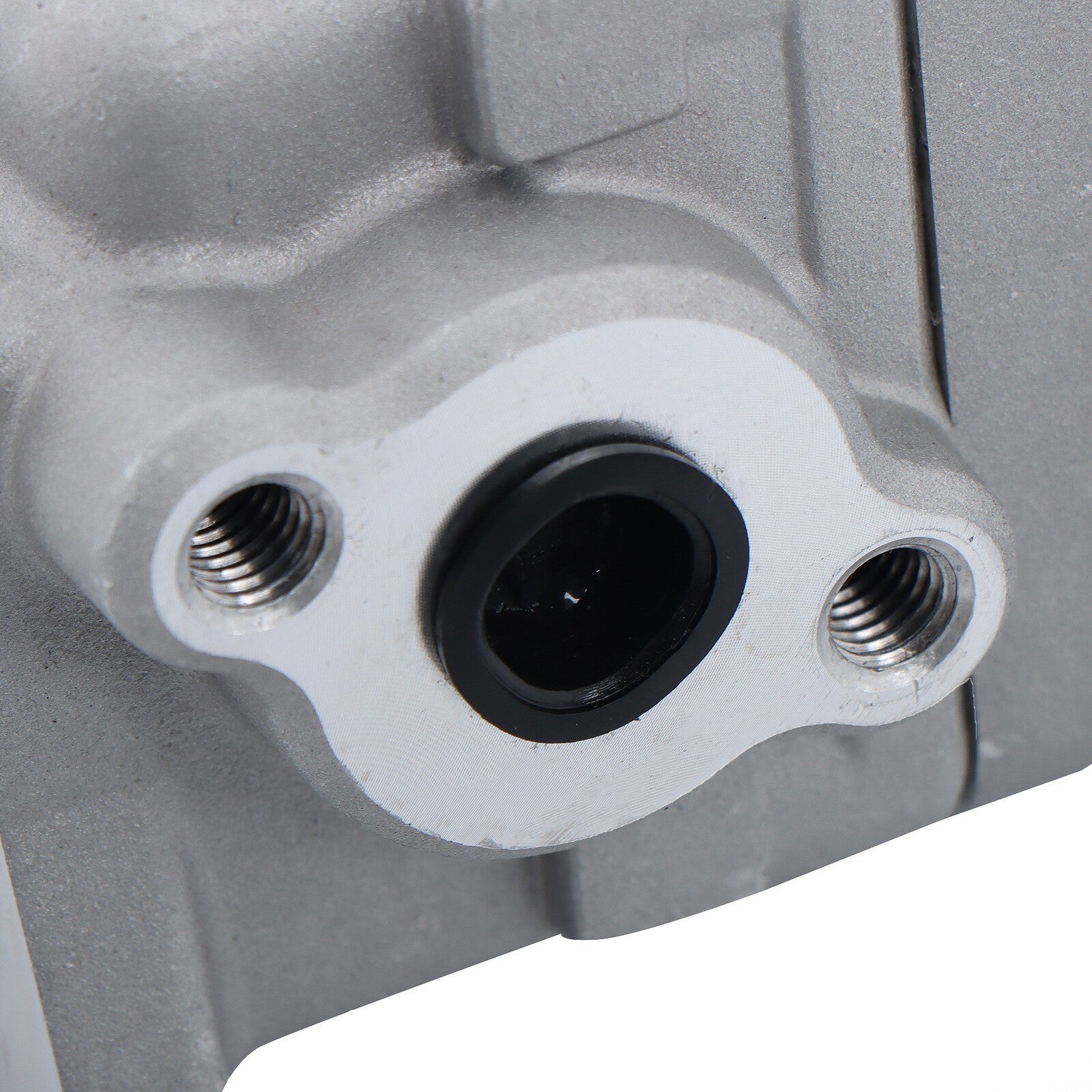 Hydraulic Pump TC050-36440 for Kubota L3940 L4240 L4330 L5240 MX5000DT MX5200
