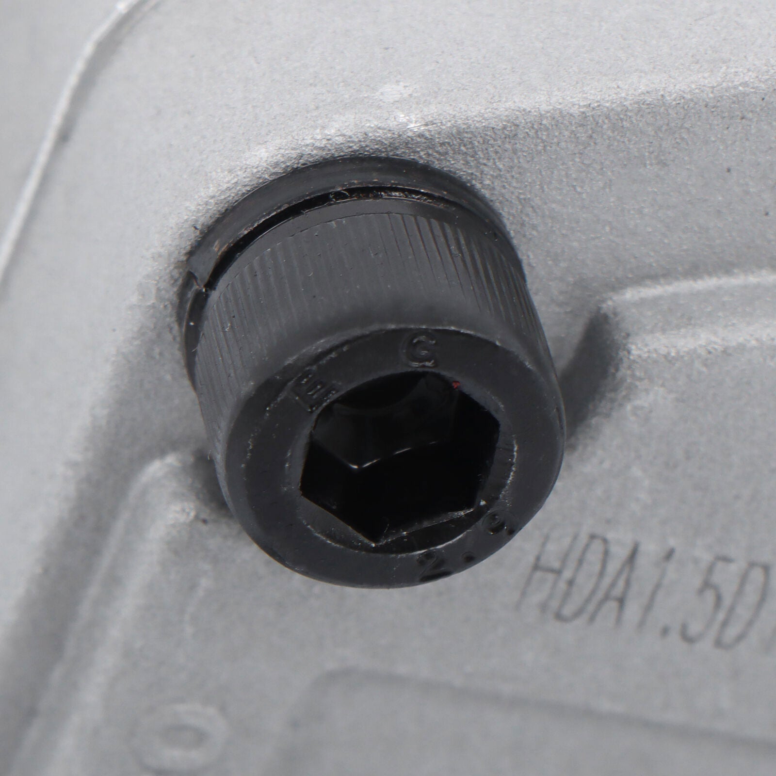 Hydraulic Pump for Kubota B4200 B5100 B6100 B7100 67211-76100 67211-76102