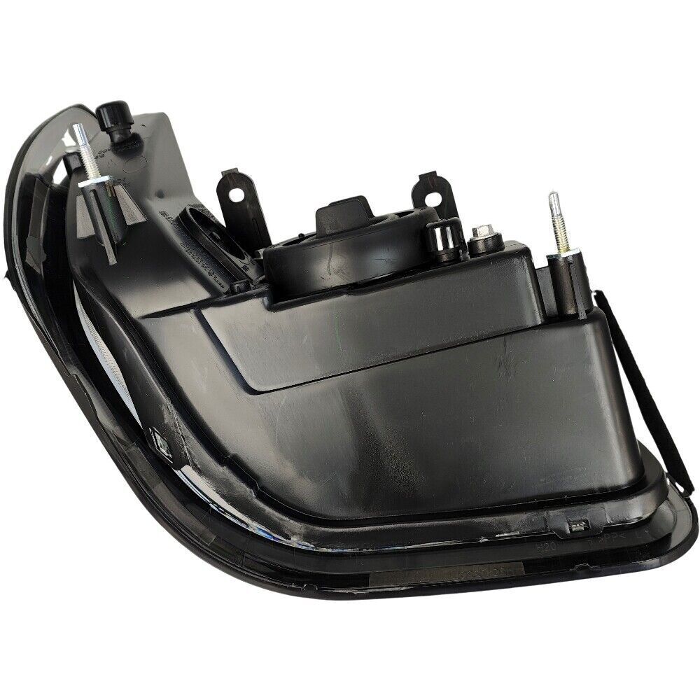 Left Headlight Front Head Light Bulb 3C081-75723 for Kubota M96 MX4700 MX5100