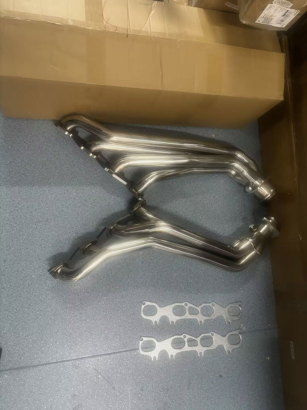Stainless Exhaust Hearder For Chrysler 300C Dodge Charger Magnum Challenger 5.7L