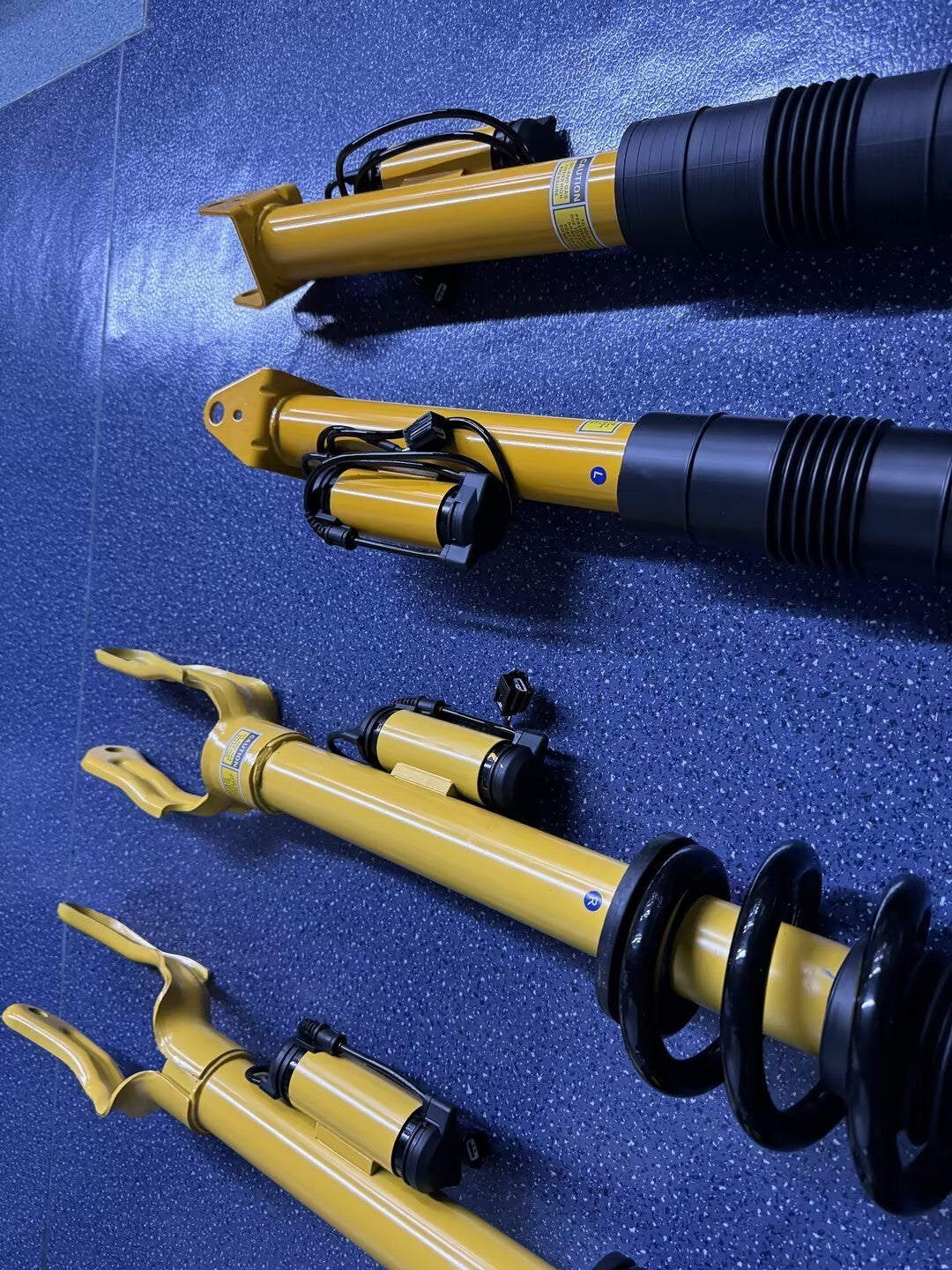 4x For Jeep Grand Cherokee SRT SRT8 Front &Rear Shock Struts Assembly 2012-2015