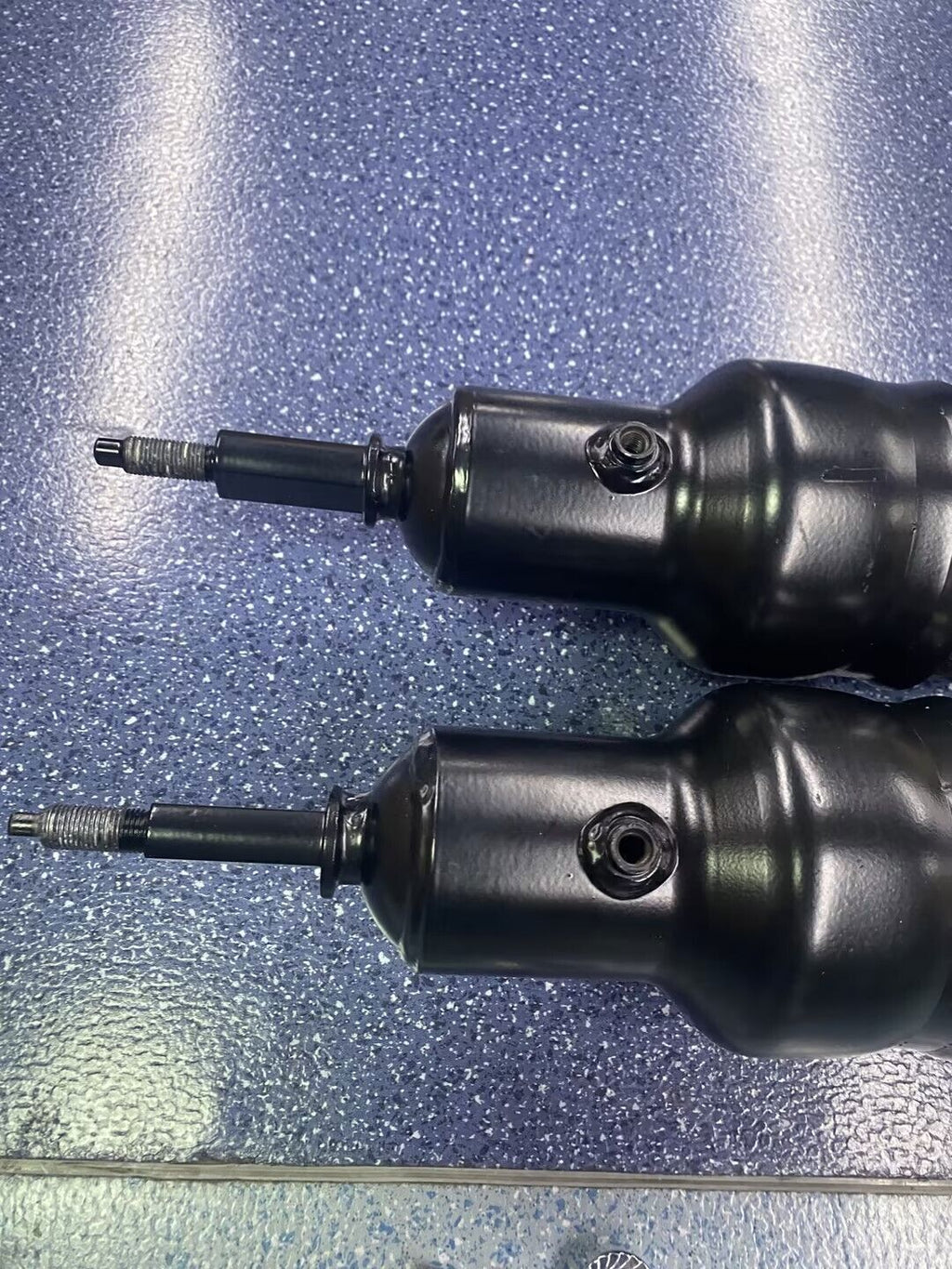 2pc Rear Air Suspension Shock Struts For Nissan Armada 5.6L V8 2017-2023