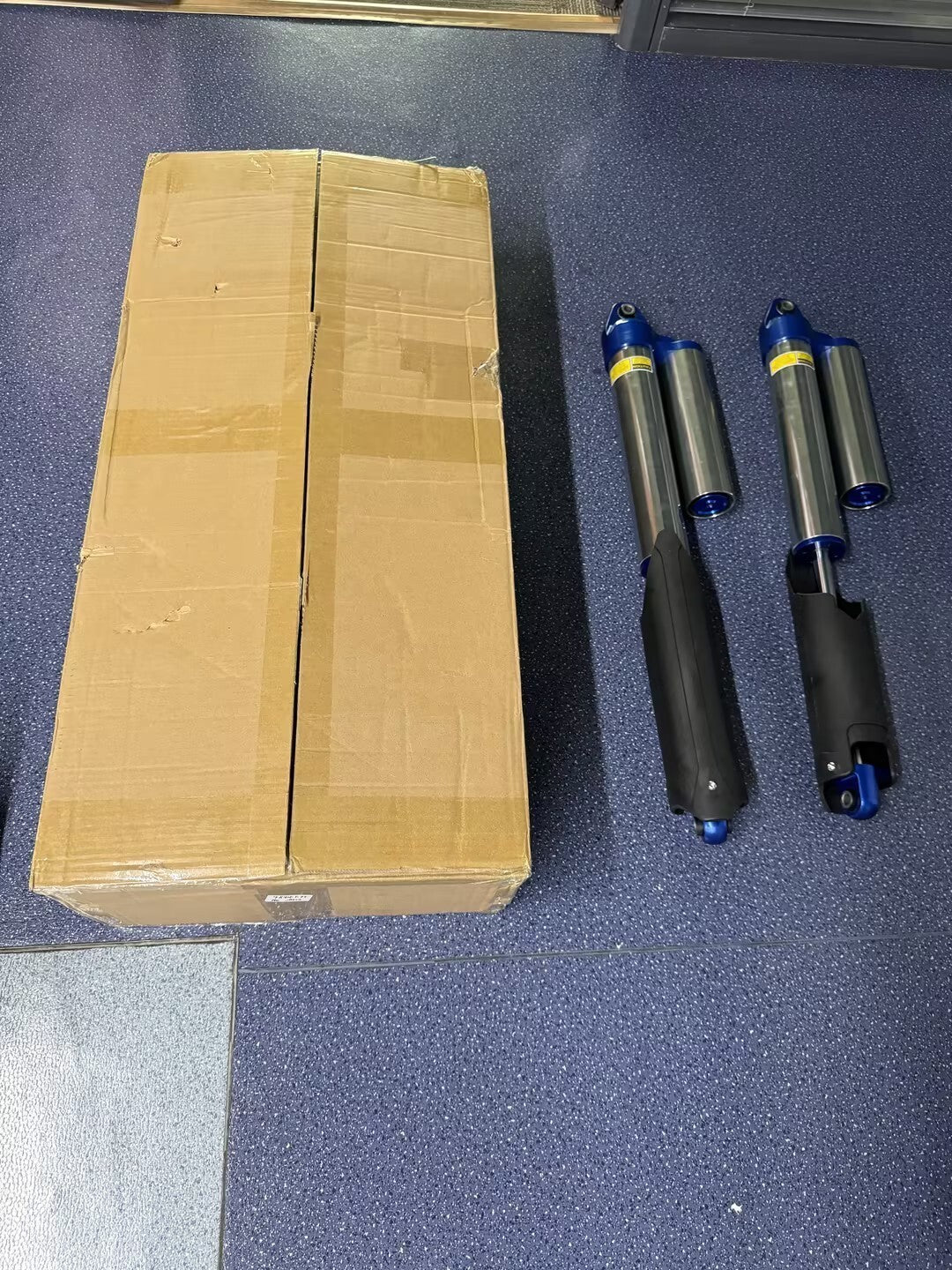 2 Rear Shock Absorbers Air Struts Fit Ford F150 SVT Raptor 2010-2014 BL3Z18125L