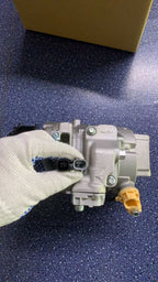 AC Compressor fit for 2013-2018 Ford Explorer Lincoln MKS MKT MKZ 3.5L / 3.7L