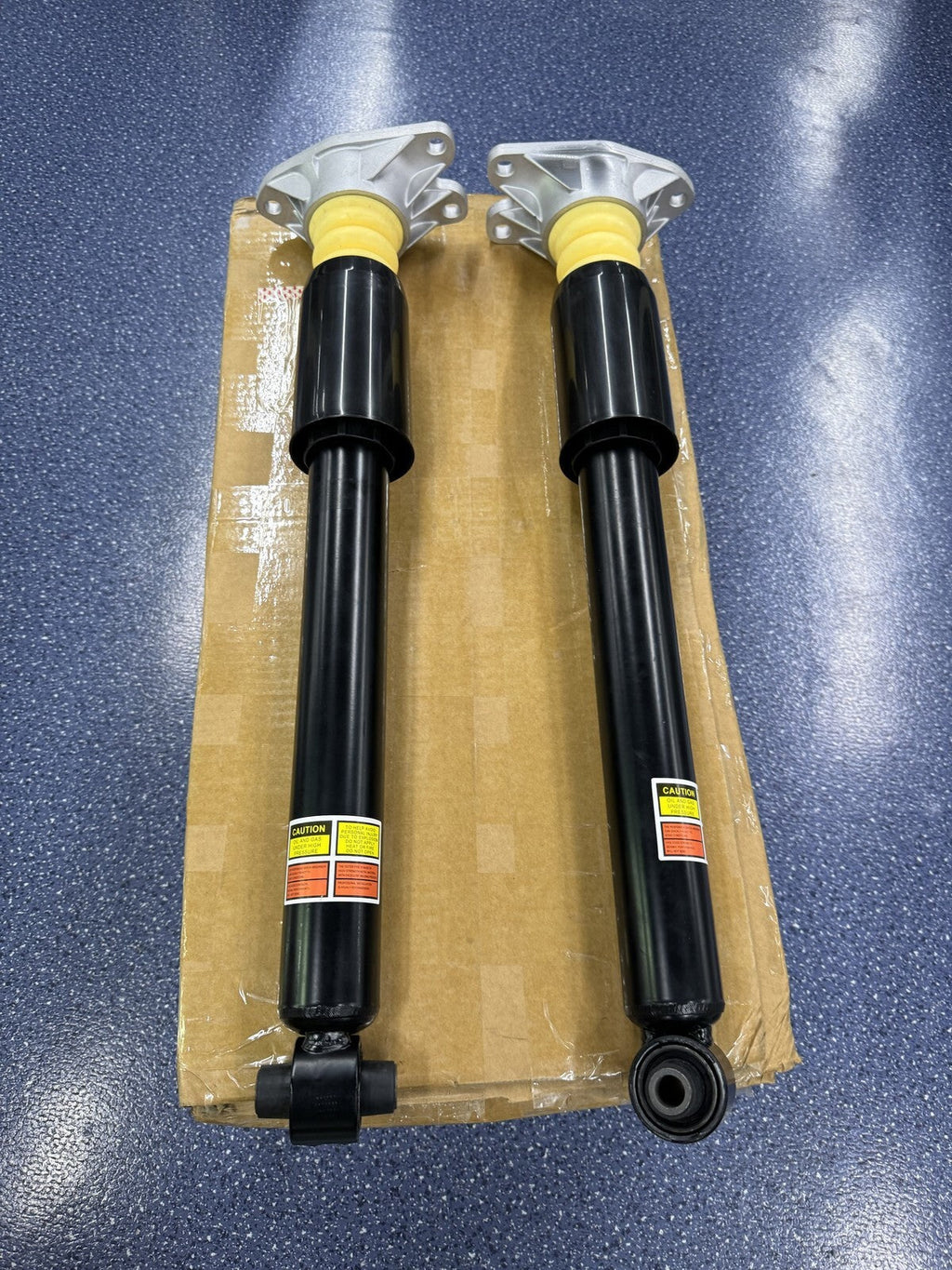 Rear Left + Right Shock Absorbers For BMW F30 F31 F36 320i 328i 335i 33526791562