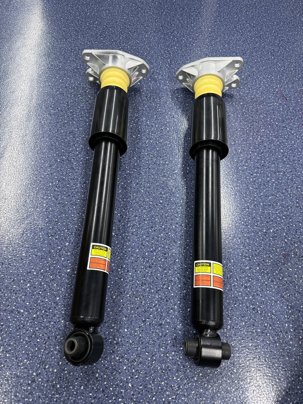 Rear Left + Right Shock Absorbers For BMW F30 F31 F36 320i 328i 335i 33526791562