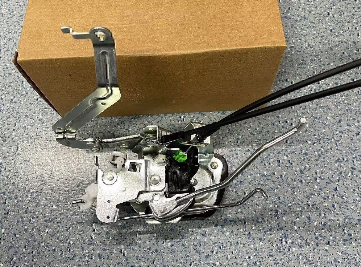 Front Left Driver Door Lock Latch Actuator Fit Toyota 01-07 Sequoia&05-06 Tundr!