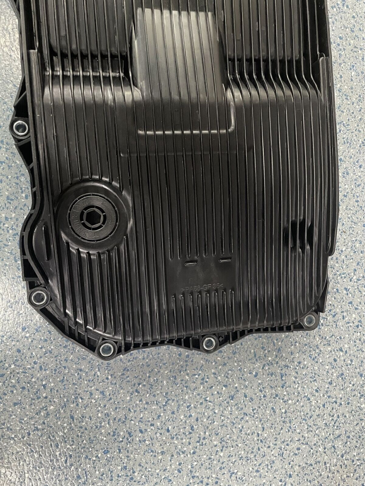 Auto Transmission Oil Pan For Ram 1500 Dodge Charger Jeep Grand Cherokee /8HP70