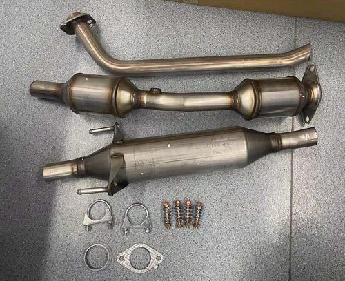 Catalytic Converter For 2003-2008 Toyota Corolla Matrix Pontiac Vibe 1.8L Center