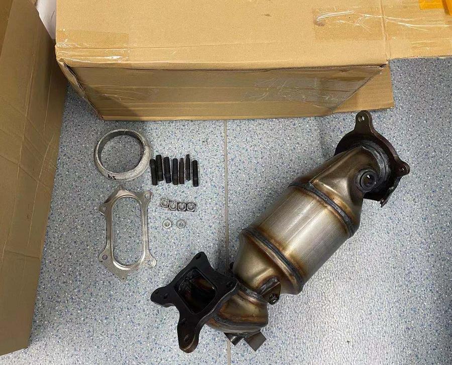 Manifold Catalytic Converter For Honda Accord 2.4L 4CYL 2008 2009 2010 11 -2012