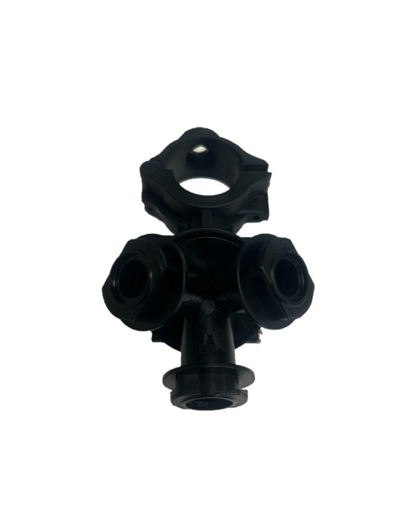 Wilger 3/4" Triple Outlet Swivel Combo-Jet Body For Wet Booms 40613-00