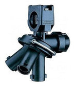 TeeJet Triple Turret Nozzle Body For Wet Booms (Clamps on 3/4" ID Pipe Cap)