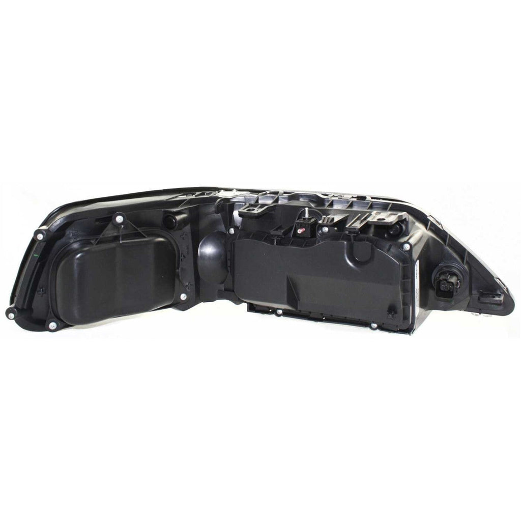 Halogen Headlight Set For 2003-2004 Lincoln Town Car Driver and Passenger Side