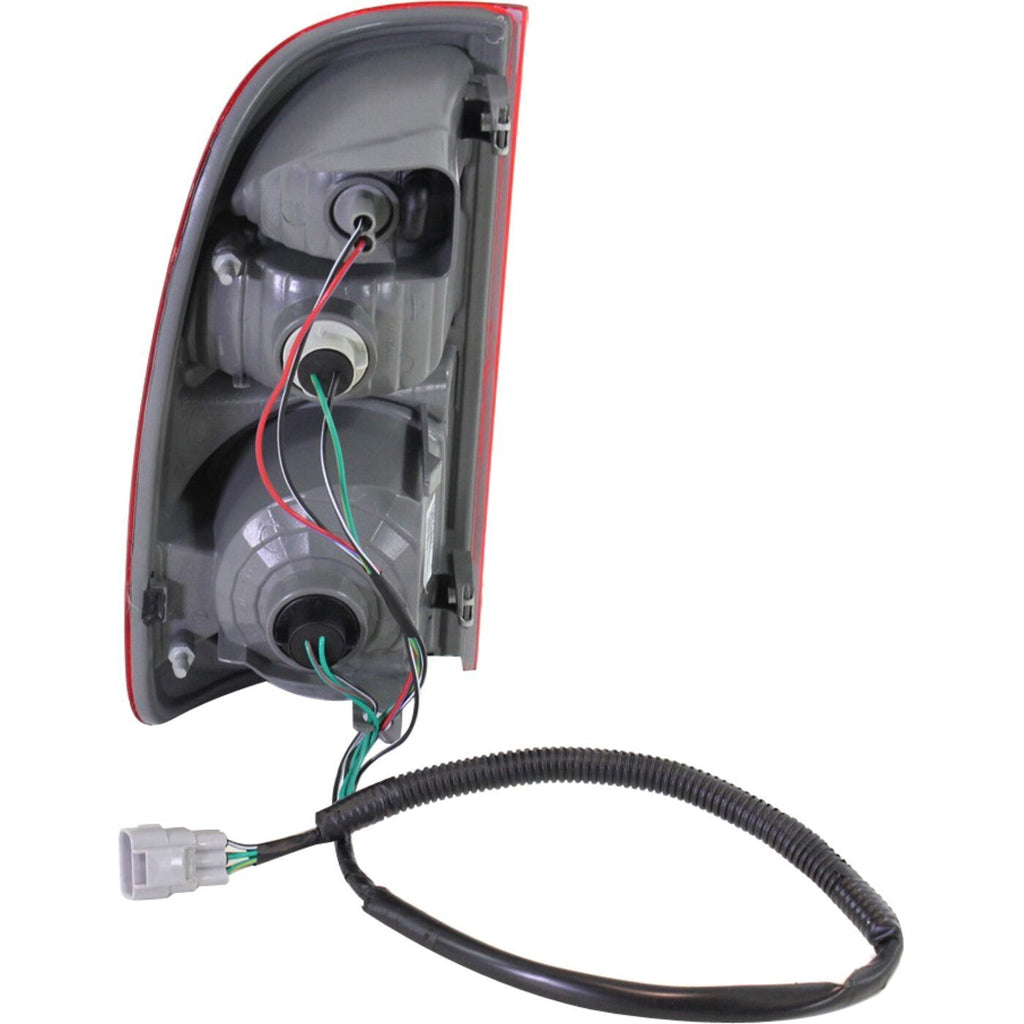 Tail Light Passenger Side For 2005-06 Toyota Tundra Fleetside Regular/Access Cab