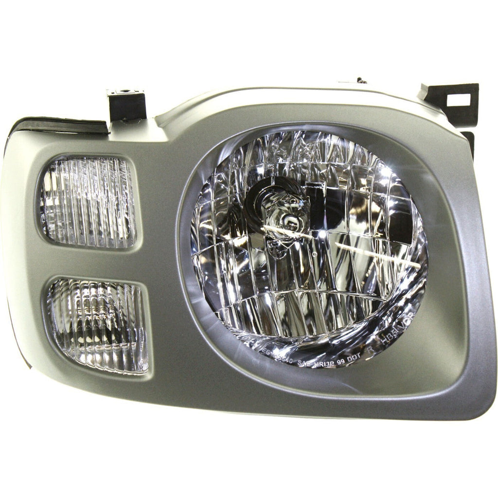 Headlight Set For 2002-2004 Nissan Xterra Driver and Passenger Side