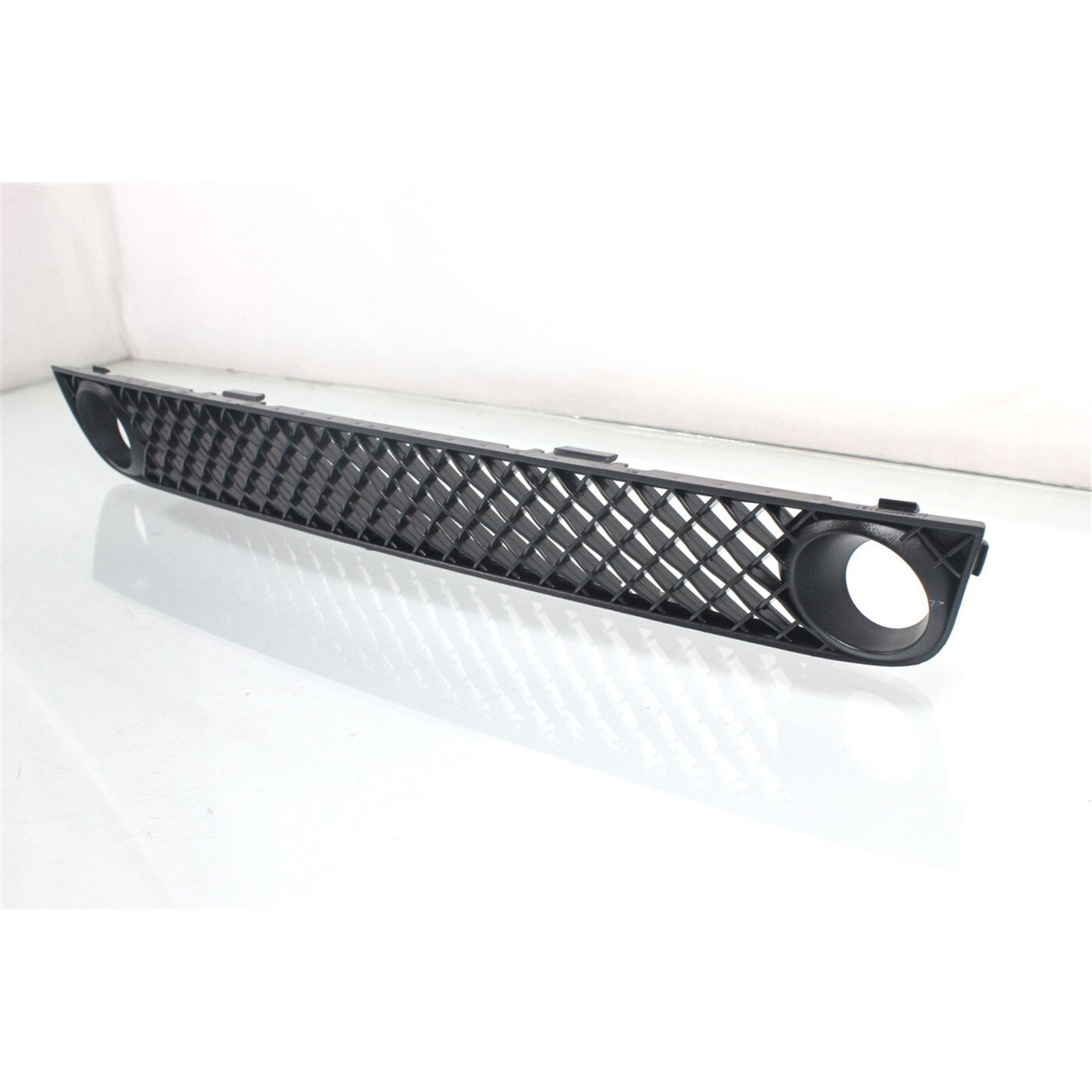 Bumper Grille For 2006-2009 Chevrolet Trailblazer Black Plastic Front 15135191