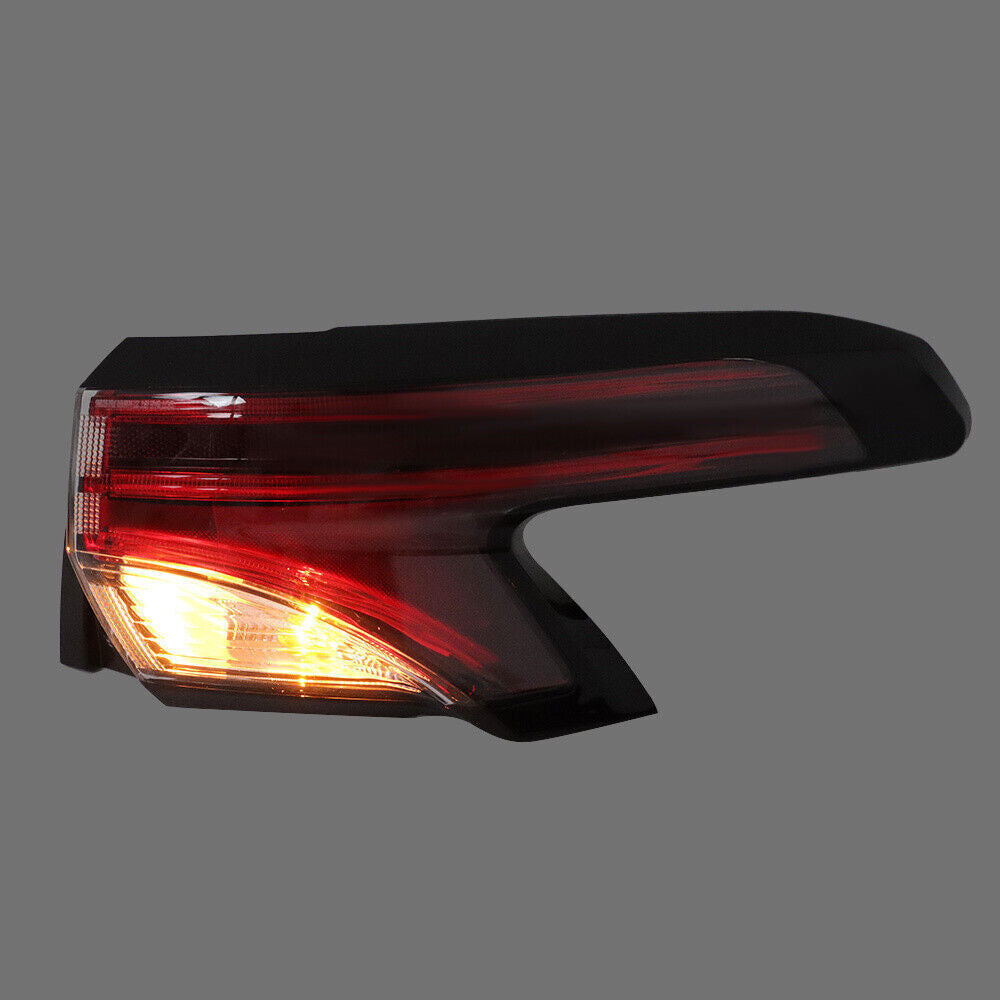 Right Outer Tail Light Assembly For 2021 2022 Toyota Sienna LE XLE LED