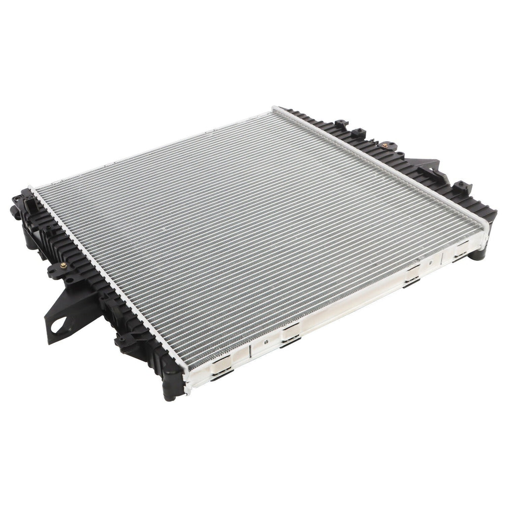 Aluminum Radiator LR021777 for Land Rover LR3 4.0L 4.4L 2005-2009 PCC500040