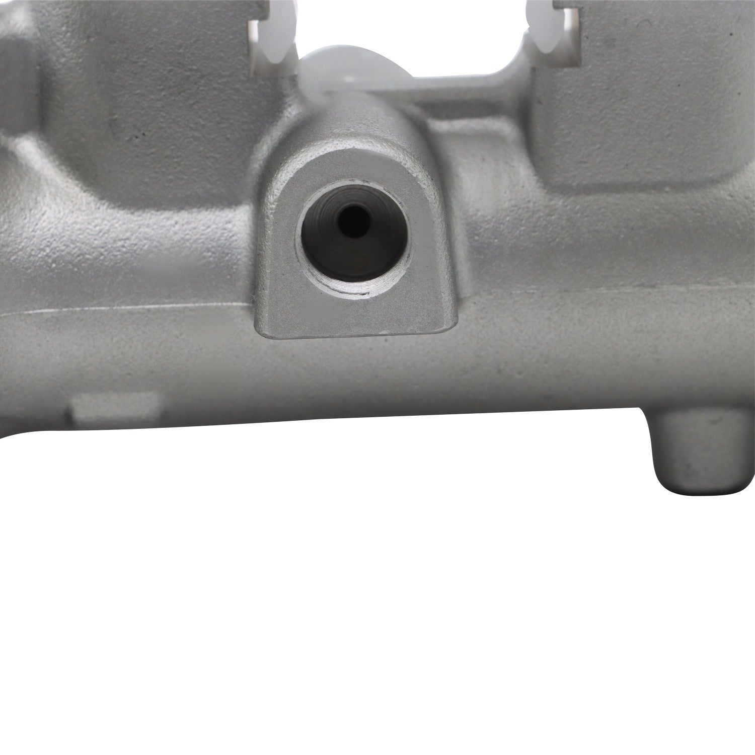 Brake Master Cylinder with Reservoir for 2003-2007 Ford Escape Mazda Tribute