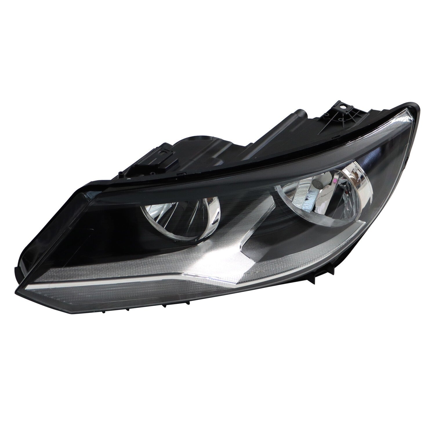 2012-2017 VW Tiguan Left Driver Side Halogen Headlight Replacement