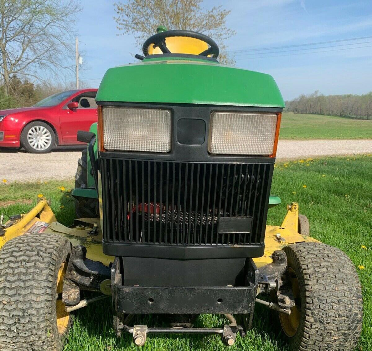 Front Grille & Upper Hood Side Panels #AM128983 #AM128983 For John Deere 425 445