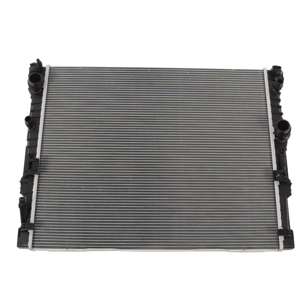 Radiator Without Oil Cooler for 2017-2018 BMW 530i 540i 740i xDrive L6 3.0L