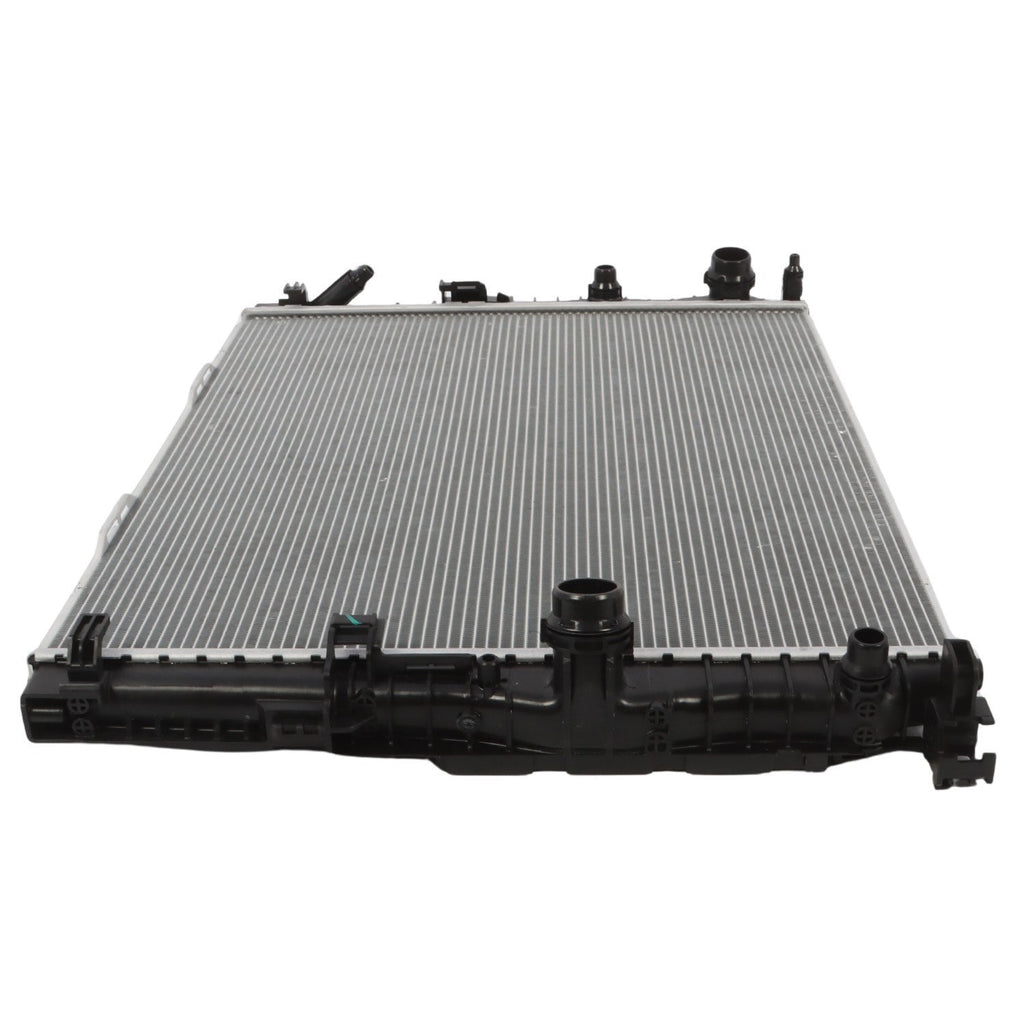 Radiator Without Oil Cooler for 2017-2018 BMW 530i 540i 740i xDrive L6 3.0L