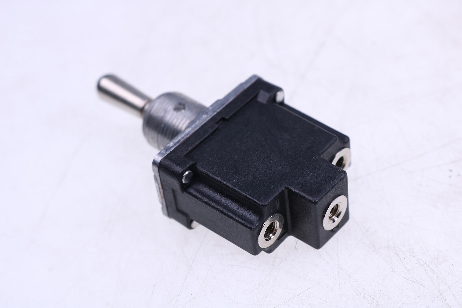 New SPDT 3-Position Toggle Switch Momentary 102853 for Skyjack Equipment