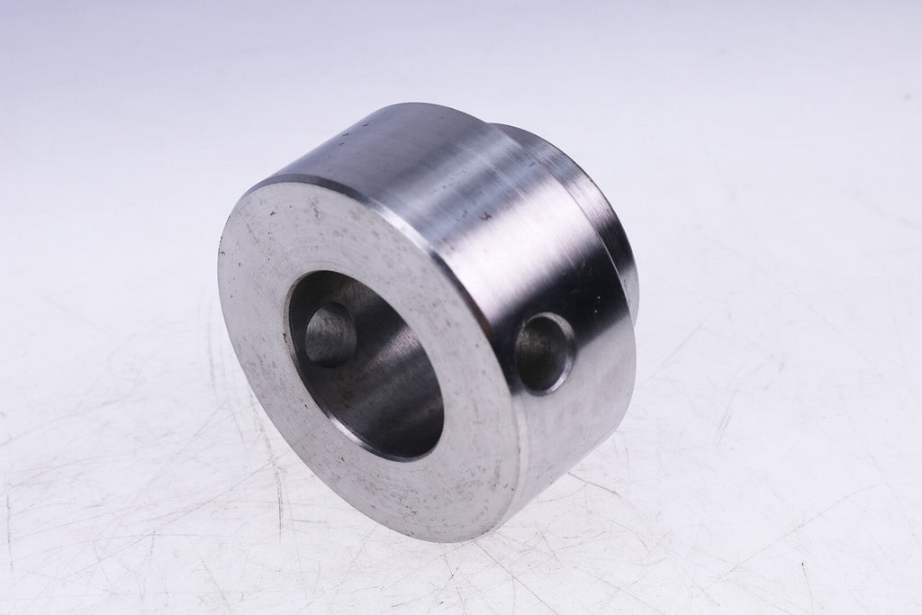 Bobcat Bushing 6717260 for T250 T300 T320 T180 T190 S205 S150 S160 S175