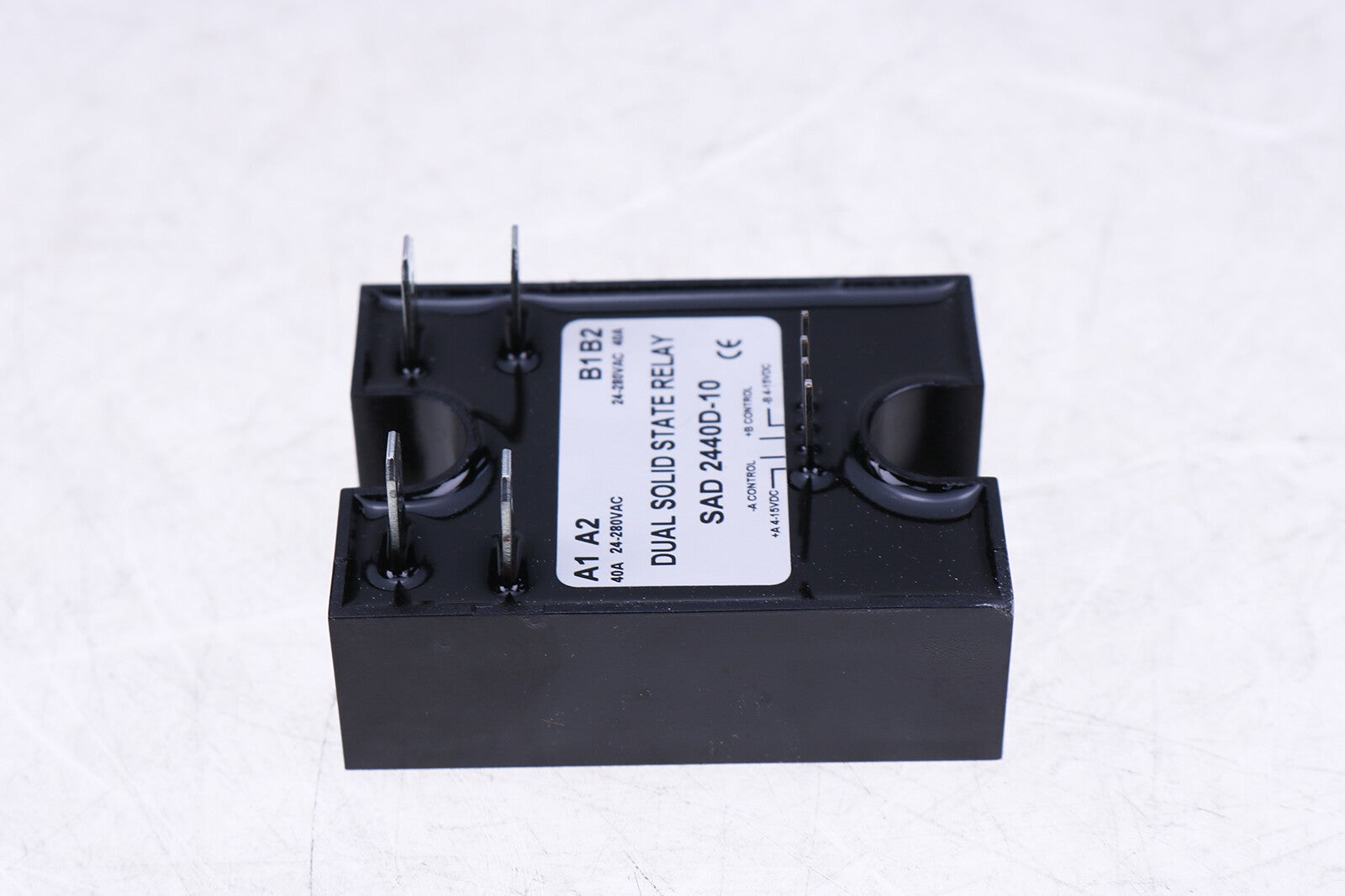 NEW Dual SSR 4-15VDC Input 24-280VAC Output 40A Solid State Relay D2440D-10