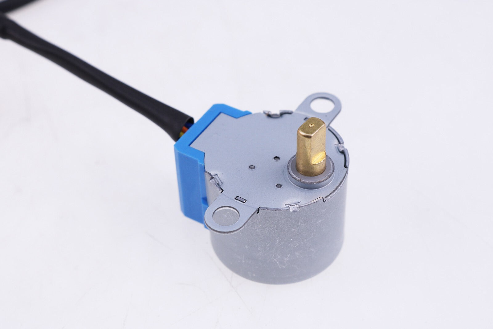 2PK Throttle Stepper Motor 230404002 for RYi2300BT RYi2300BTA Generator