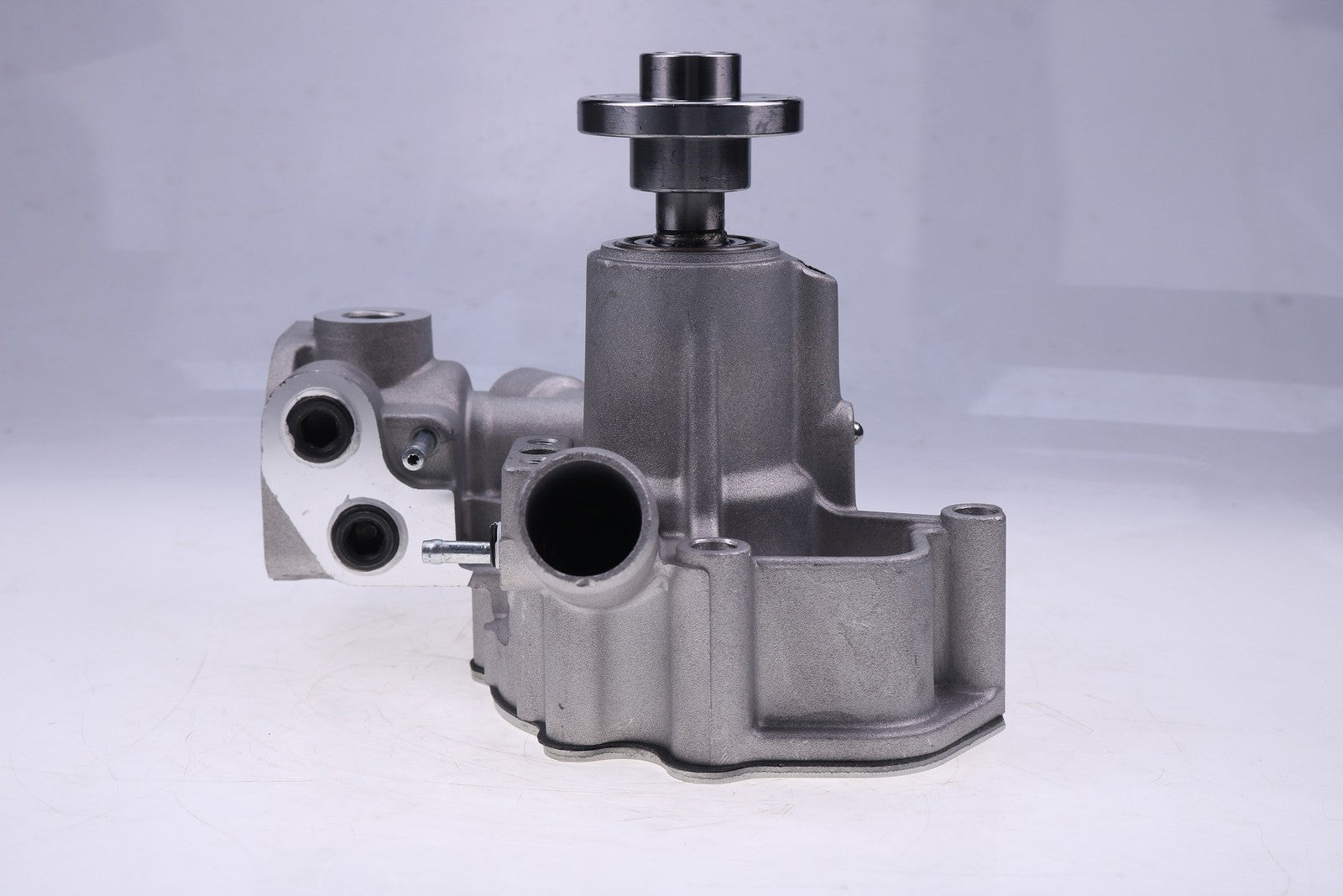 Water Pump 13-3507 37-13-2574 for Thermo King 486 486V SL-100 SLX-200 Engine