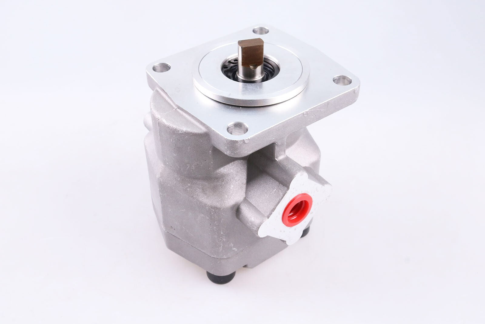 Hydraulic Oil Pump 67810-76100 76102 for Kubota B8200 B1750 B1550 B1600