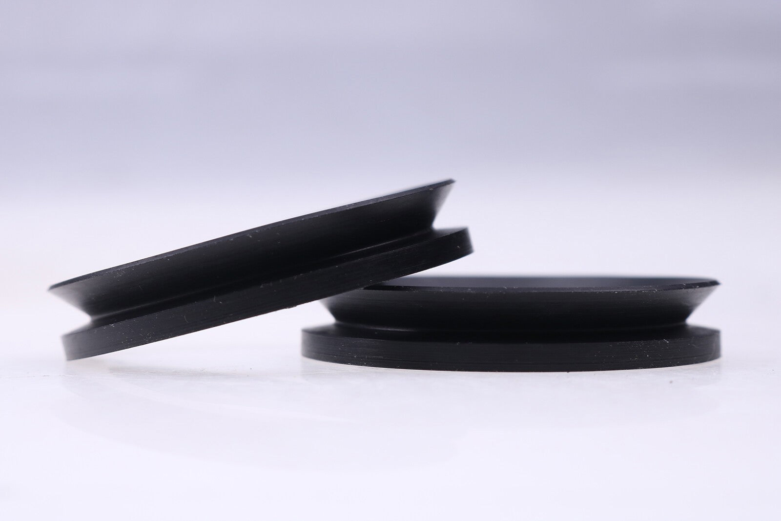 2X Lower Tilt Pivot Pin Seal 6654117 for Bobcat 753 763 773 7753 863 864