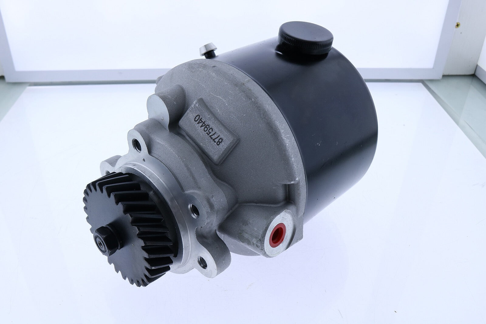 Power Steering Pump D8NN3K514GC For Ford Loader 420 532 515 3550 4500 7600