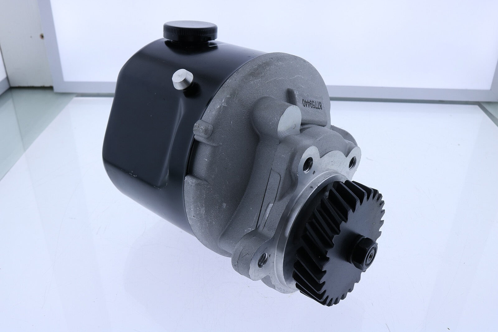 Power Steering Pump D8NN3K514GC For Ford Loader 420 532 515 3550 4500 7600