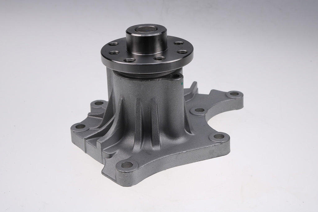 Isuzu 4JA1 4JB1 4JG2 Bobcat 843 853 Water Pump 8-97123-330-0 8-97105-012-5