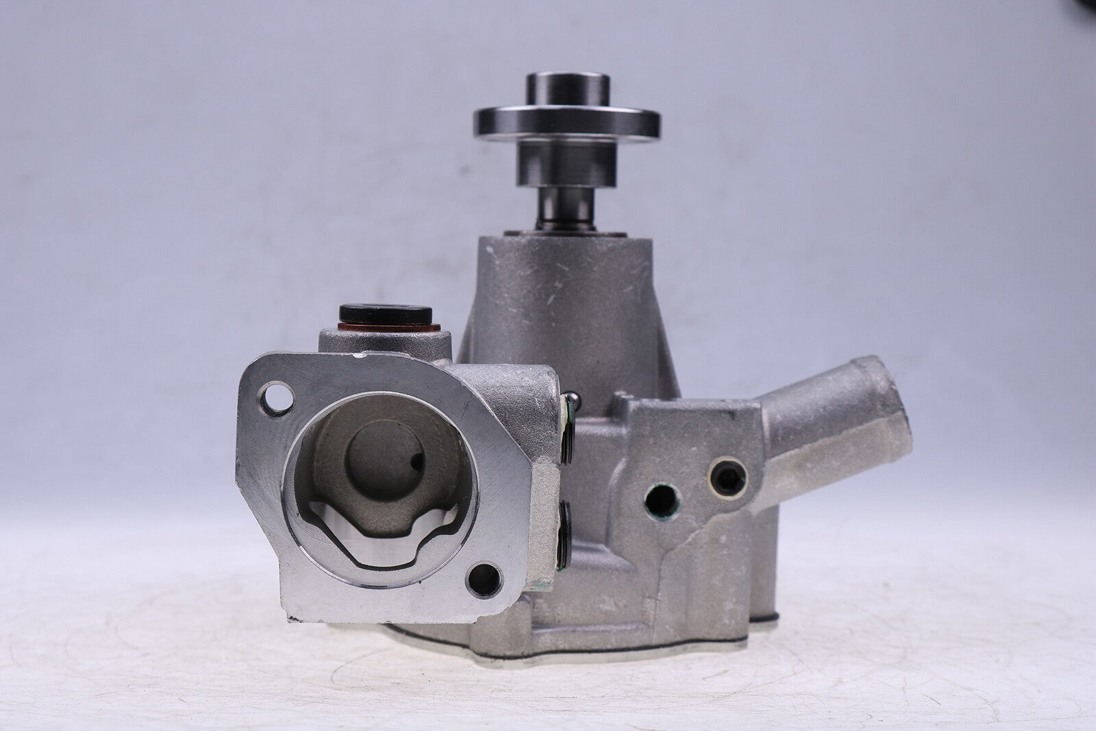 New Water Pump 13-2268 for Yanmar Thermo King TK482 TK486 TK486V Models
