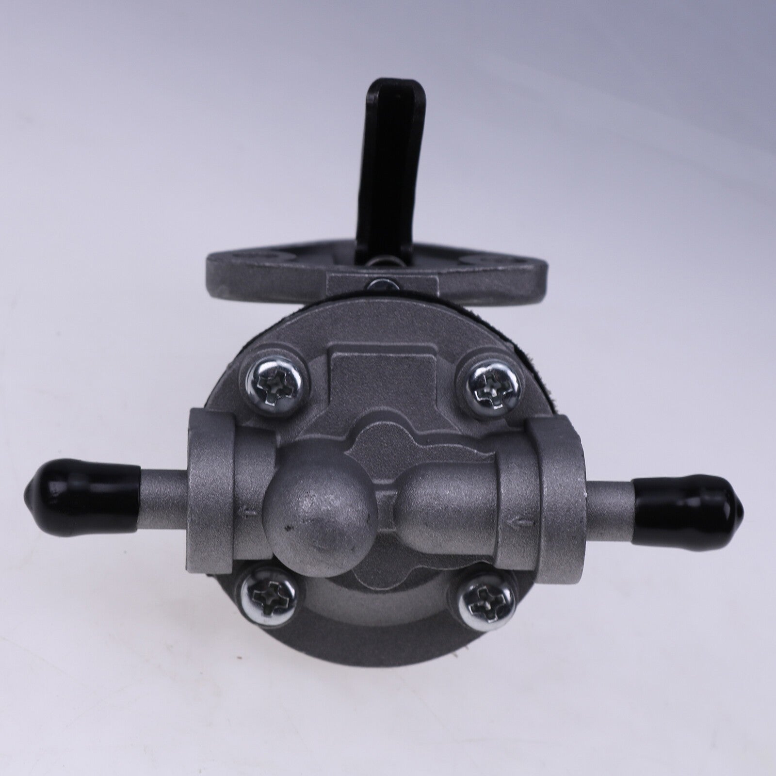 Kubota Fuel Pump 15821-52030 1G961-52030 for Z482 D662 D722 V2403 V2203 Engine