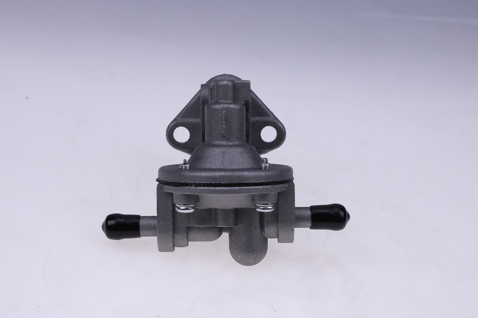Kubota Fuel Pump 15821-52030 1G961-52030 for Z482 D662 D722 V2403 V2203 Engine