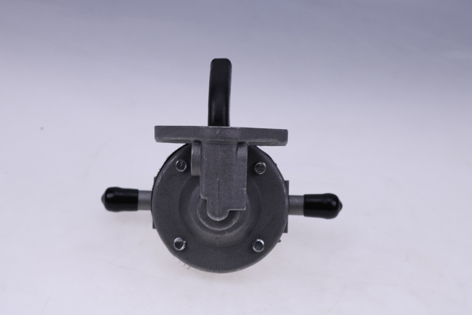 Kubota Fuel Pump 15821-52030 1G961-52030 for Z482 D662 D722 V2403 V2203 Engine