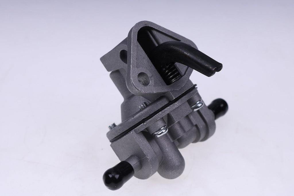 Kubota Fuel Pump 15821-52030 1G961-52030 for Z482 D662 D722 V2403 V2203 Engine