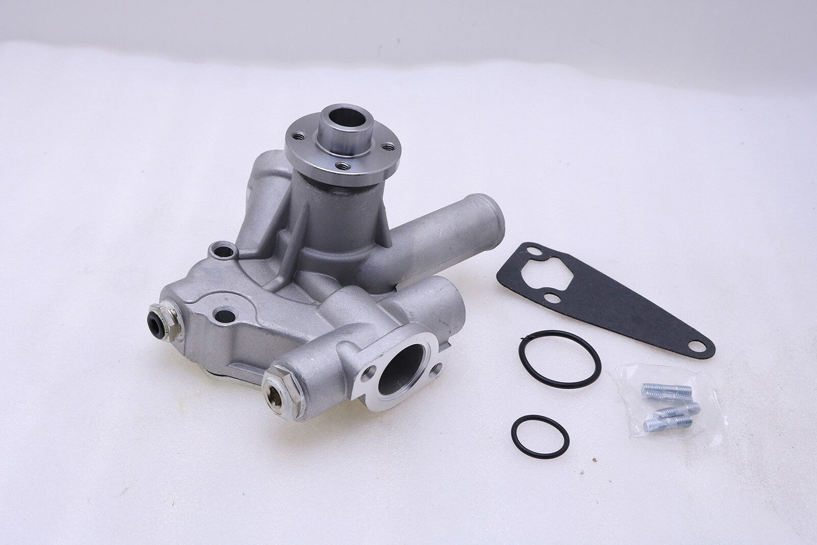New Water Pump 13-506 11-9496 for Yanmar Engine TK 244 249 366 374